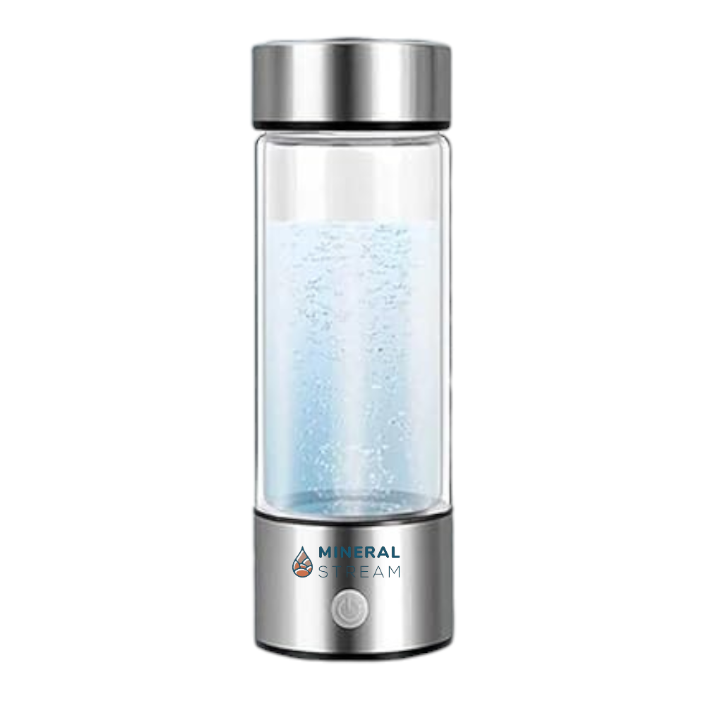 Original Hydrogen Water Bottle lifestyle image - product in use